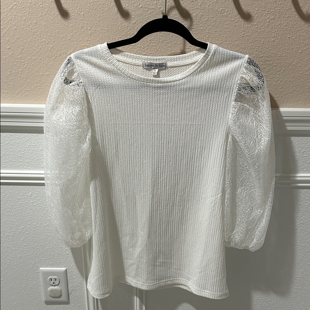 Elegant White Lace Sleeve Top